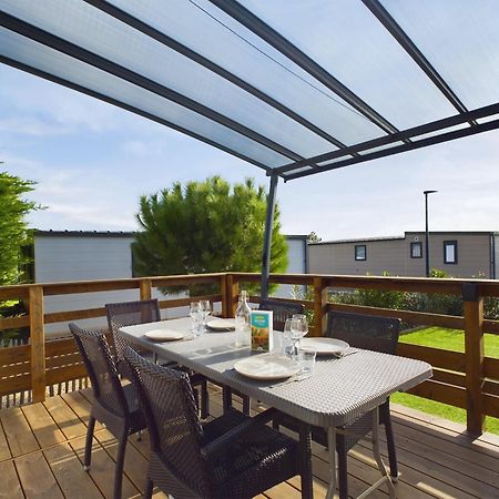 Beau Chalet Pour 4 Pers - Acces Piscine Chauffee Brétignolles-sur-Mer Exterior foto